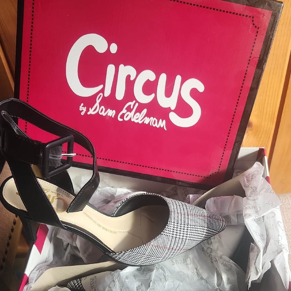 Circus by Sam Edelman Plaid and Black Heels